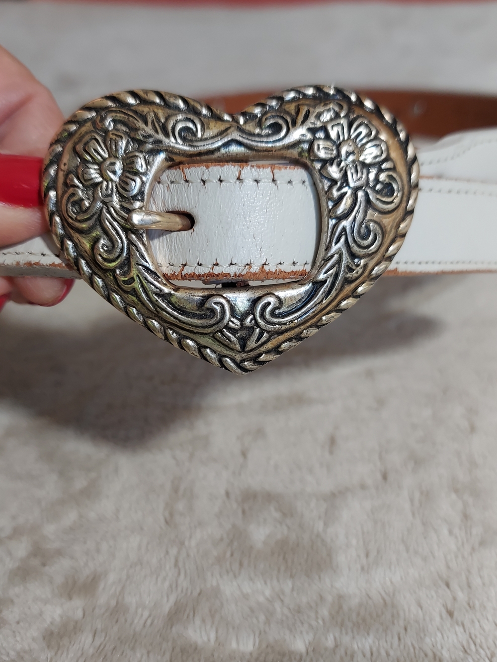 Vintage Brazos Joe White Leather Heart Buckle Belt Western Boho - Picture 2 of 12